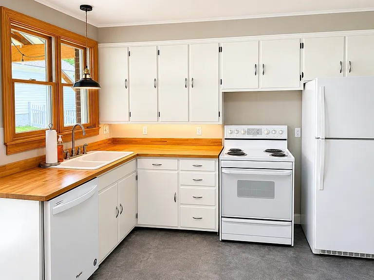 472 Kiwanis Ave — Photo 13