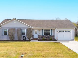 115 Heavens Gate Dr, Jacksonville, NC 28546