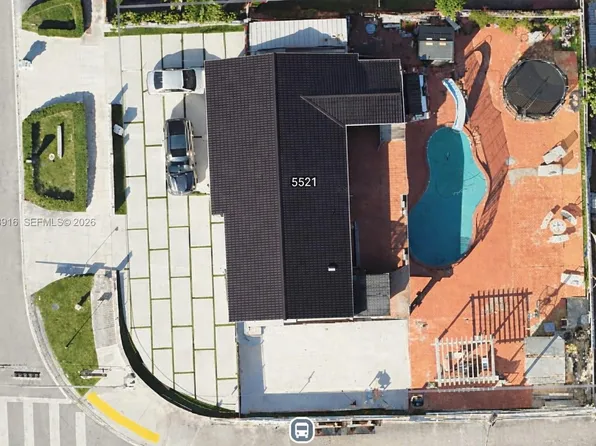 5521 SW 132nd Ave, Miami, FL 33175
