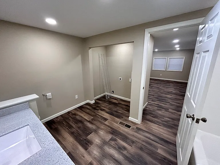 3416 Finley Ave — Photo 13