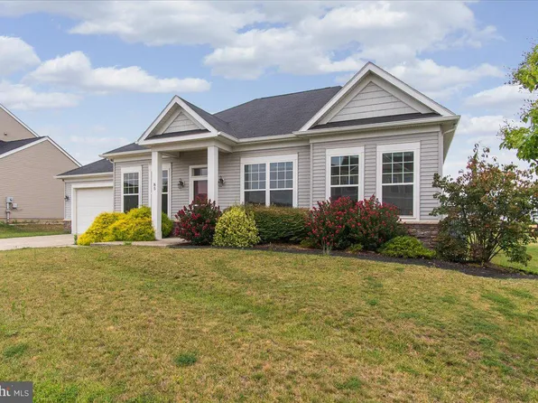 85 Liverpool Ln, Martinsburg, WV 25405
