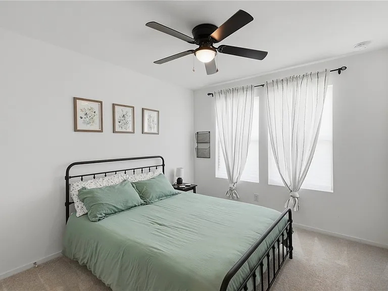1942 Taggart Trl — Photo 18