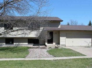 608 S Lewis Dr, Brandon, SD 57005