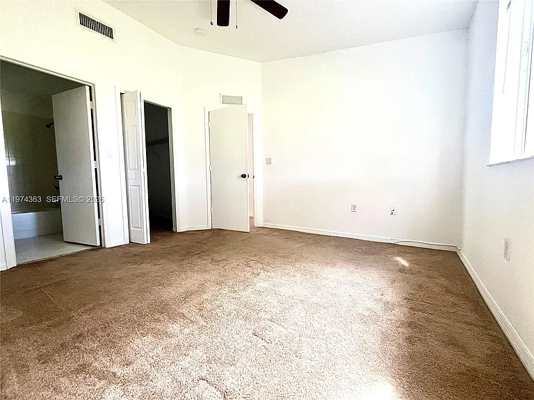 930 NE 33rd Ter #203 — Photo 9