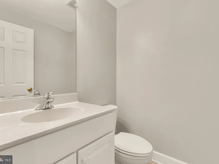2513 Bronze Stone Pl — Photo 8