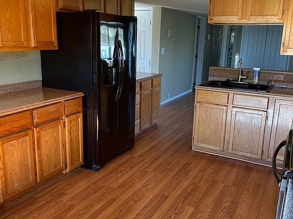 5th image of 120 E Morgan Ave