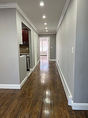 5th image of 619 Coster St Floor 1