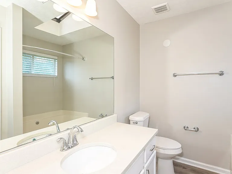 6149 Raleigh Oaks Ct — Photo 12