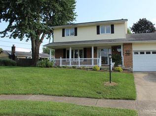 1060 Mayfair Dr, Wilmington, OH 45177