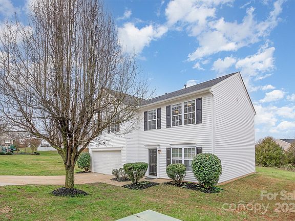 4th image of 8021 Weeping Fig Ln