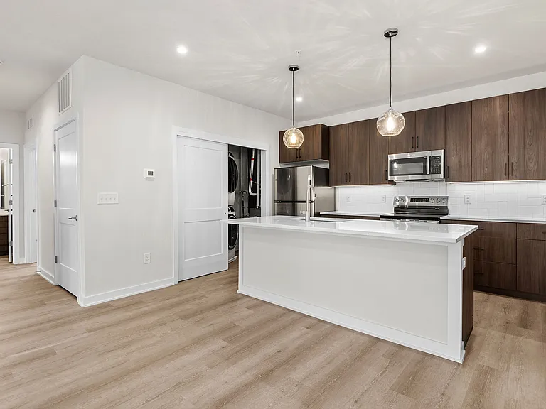 Milliner Lofts — Photo 182