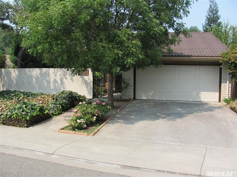 1st image of 6854 Atlanta Ct