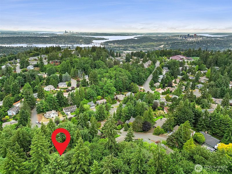 3rd image of 14317 SE 49th Street