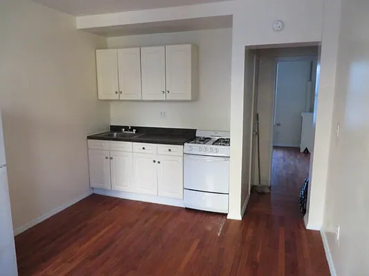 Rented by Bohemia Realty Group | media 9