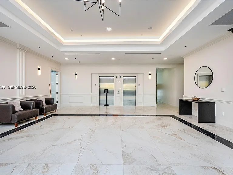 2665 SW 37th Ave #201 — Photo 6