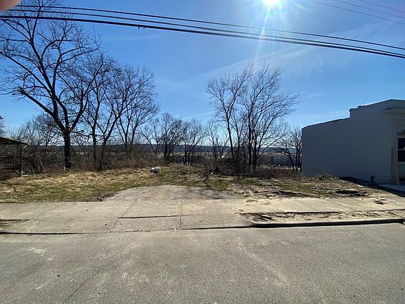 2nd image of 4233 Eastern Ave