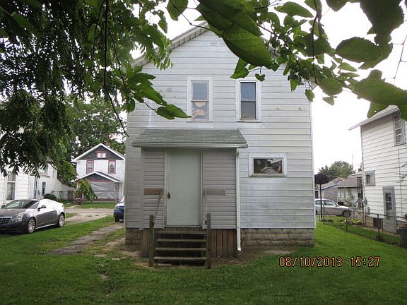 2nd image of 790 Nelson St #P