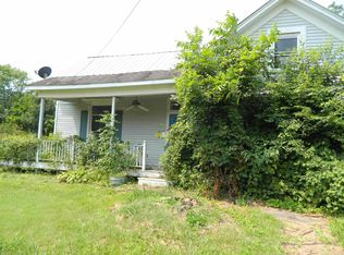 1321 1st St, Robards, KY 42452