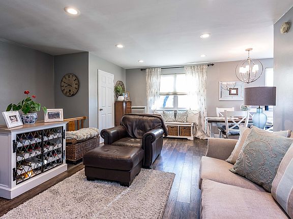 2nd image of 230-07 Grand Central Pkwy #B