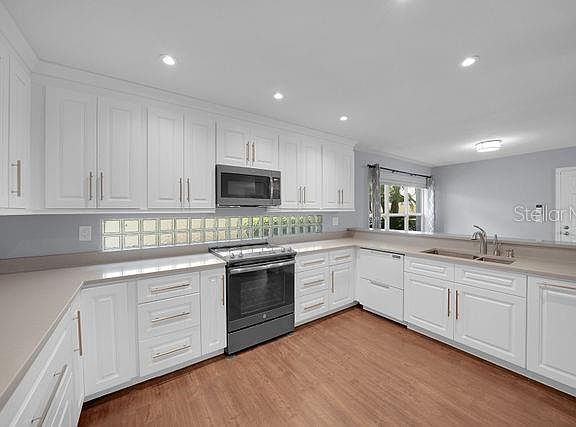 4th image of 15876 Sanctuary Dr