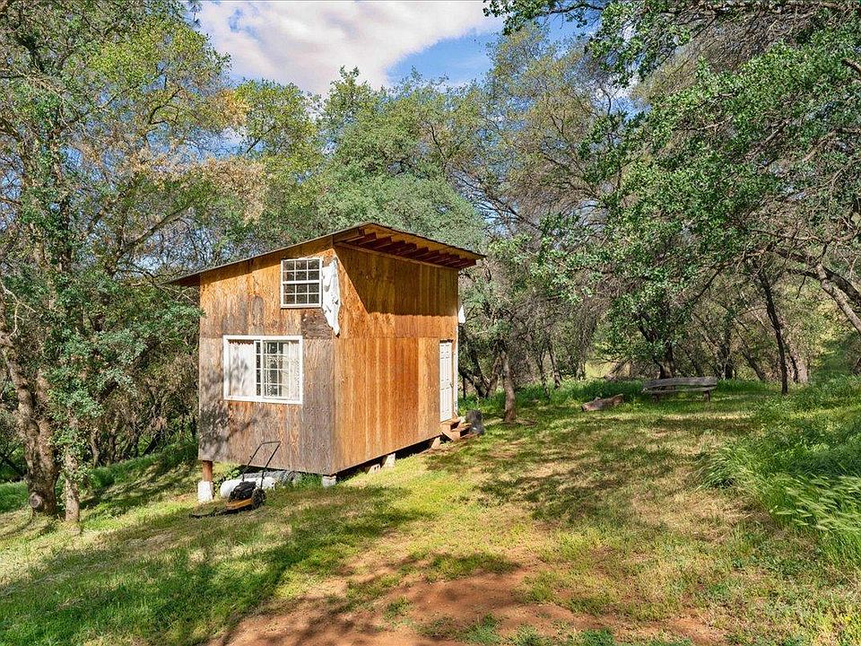 1st image of 22463 Ladan Ln