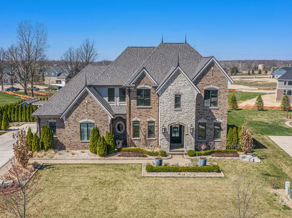 1106 Sheffield Park Ln, Oakland, MI 48363