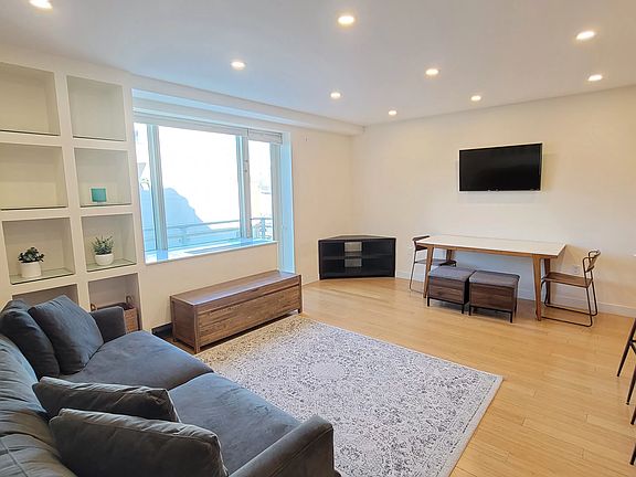 2nd image of 301 W 115th St APT 7B