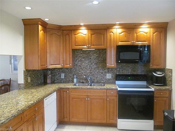 3rd image of 394 Tern Dr APT 2