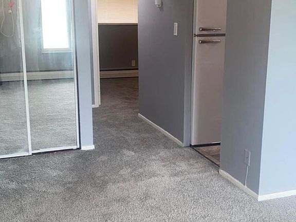 2nd image of 17572 Lake Shore Blvd #L101