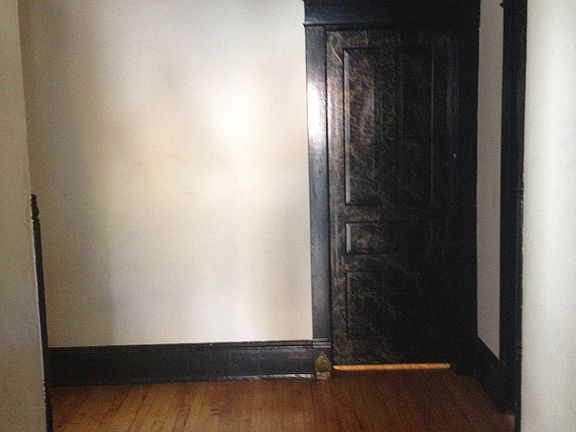 3rd image of 2506 N Bartlett Ave