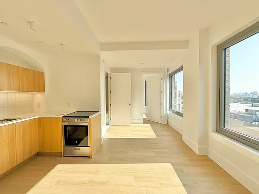 Rented by Watermark Capital Management LLC | media 24