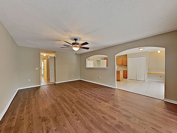 5th image of 10408 River Bream Dr