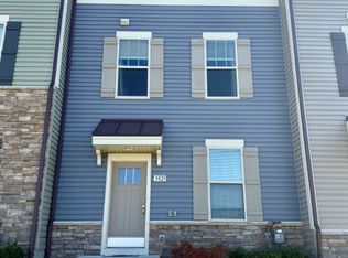 5823 Garden Walk Dr, Frederick, MD 21703