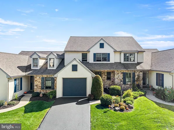 517 Kennelwoods Dr, Elverson, PA 19520