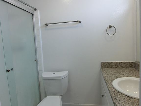 5th image of 954 Palm Ave #212