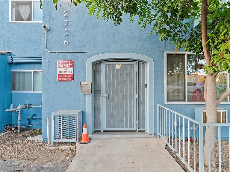 2736 Pomeroy Ave — Photo 12