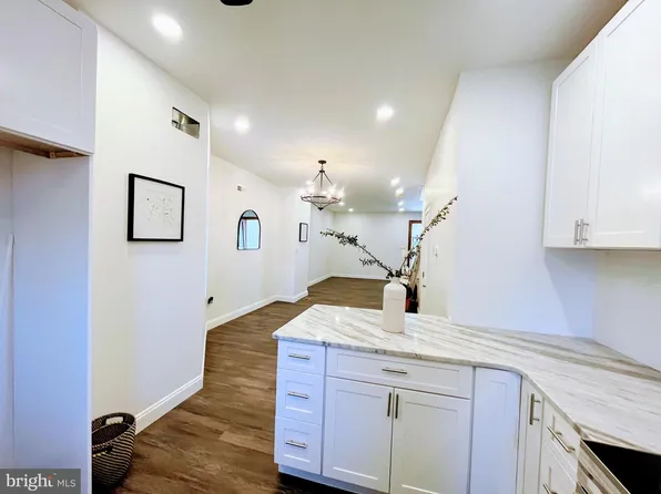 5709 Hoffman Ave, Philadelphia, PA 19143