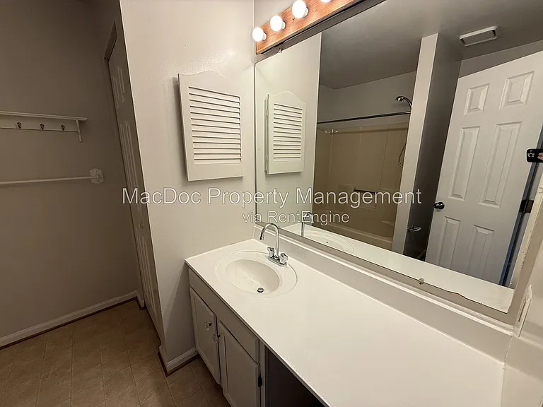 11185 Kensington Pl — Photo 34