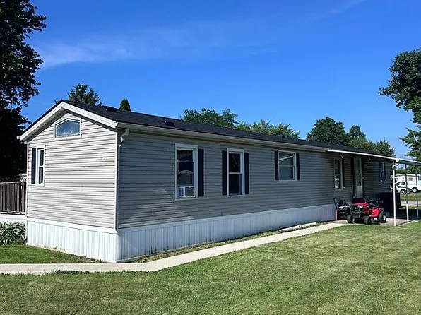 100 Chelsee Pl, Elyria, OH 44035