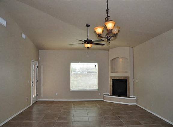 5th image of 5890 Alpha Cir