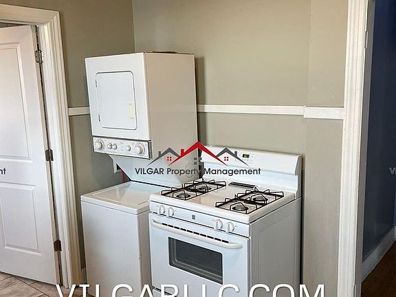 4th image of 4730 Hohman Ave #2