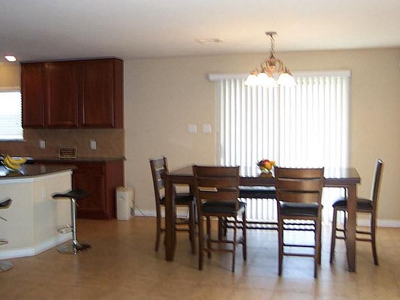 Nice open breakfast or dining area