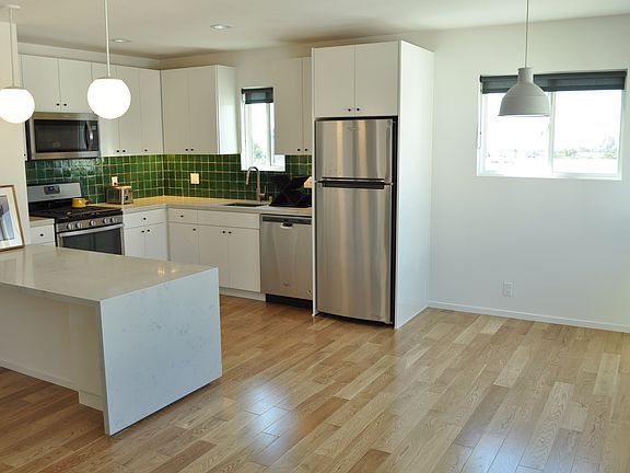 3rd image of 3442 S Centinela Ave APT 15