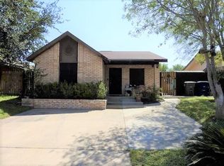 325 Corral Loop, Laredo, TX 78045