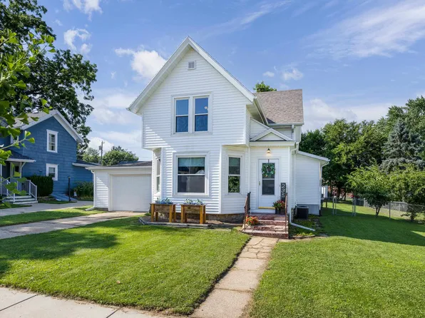 235 W Church St, Belleville, WI 53508