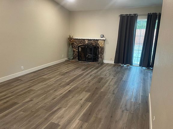2nd image of 374 Edwin Dr