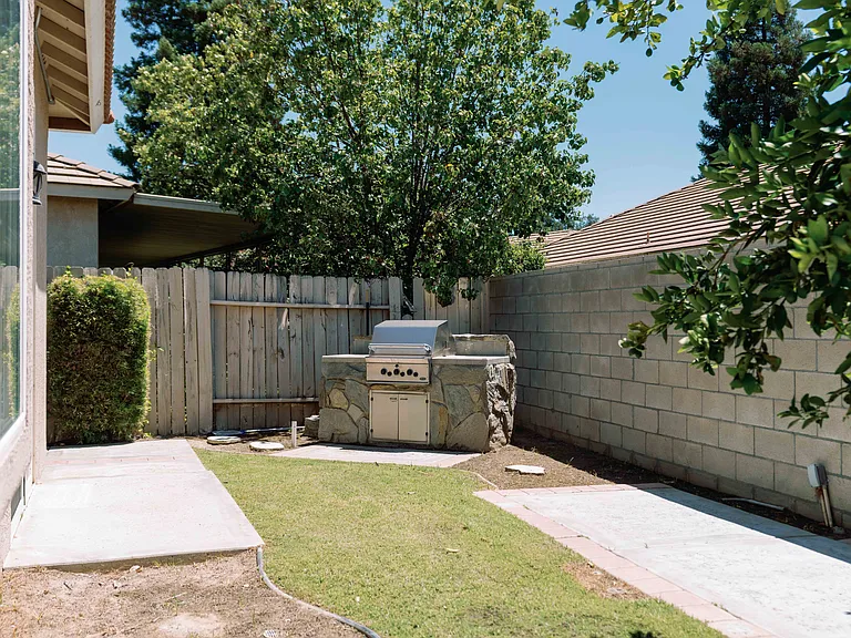 10929 Delusion Dr — Photo 5