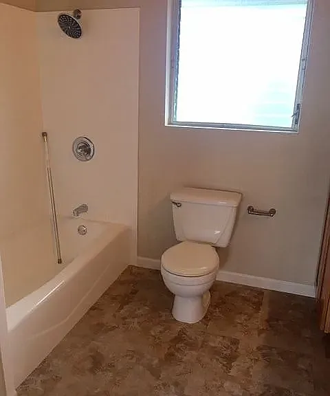 372 Auwinala Rd — Photo 3