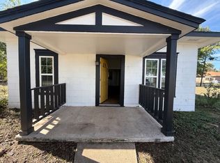 105 S Magnolia St, Crescent, OK 73028