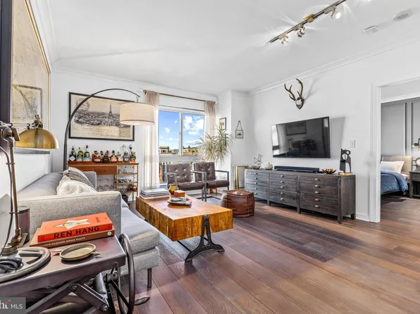 777 7th St NW APT 1024, Washington, DC 20001